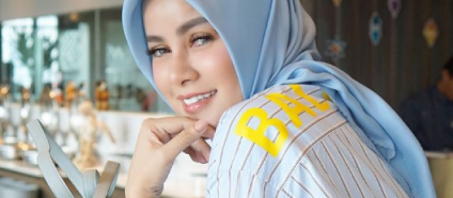 Rahasia Kecantikan Artis Olla Ramlan